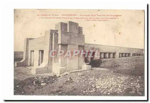 Ansichtskarte AK Militaria La bataille de VErdun Douaumont Monument de la tranchee des baionnettes