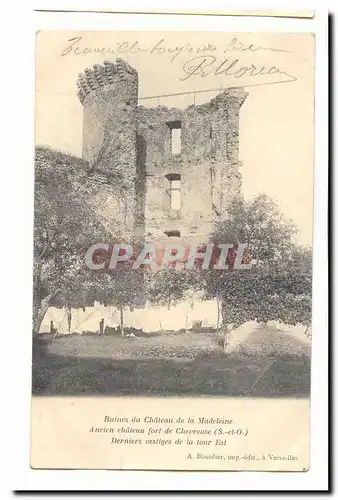 Ruines du chateau de la Madeleine Ancien chateau fort de Chevreuse Derniers vestiges de la Tour Est