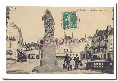 Avallon Cartes postales La place Vauban