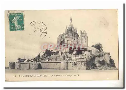 Le Mont Saint Michel Cartes postales Les remparts eet l'abbaye