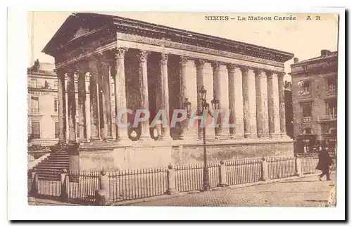 Nimes Cartes postales moderne La maison carree