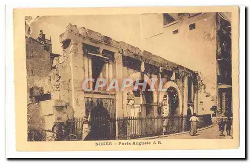 Nimes Cartes postales Porte Auguste