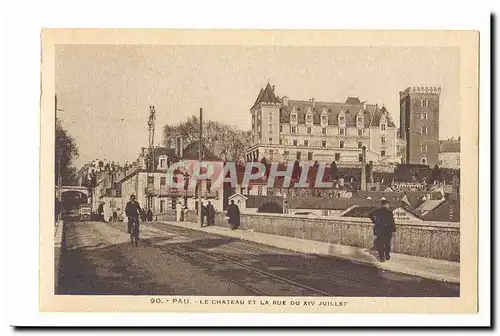 Pau Cartes postales Le chateau et la rue du XIV juillet