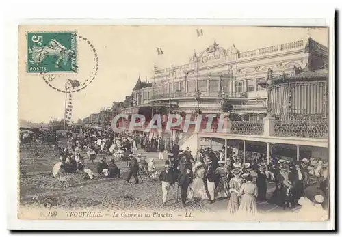 Trouville Cartes postales Le casino et les planches