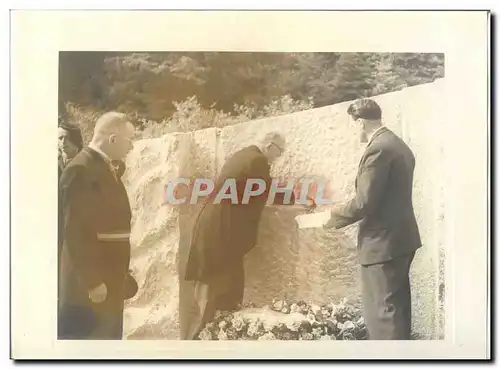 PHOTO Voyage officiel de Mr le President de la Republique en Savoie Mai 1947 Auriol a Morette Cimeti