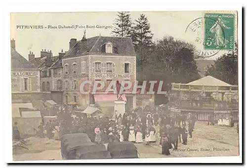 Pithiviers Cartes postales Place Duhamel (Foire Saint Georges) (manege kiosque) (tres animee) TOP