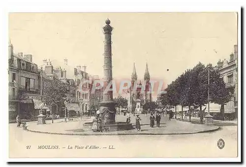 Moulins Cartes postales La place d�Allier