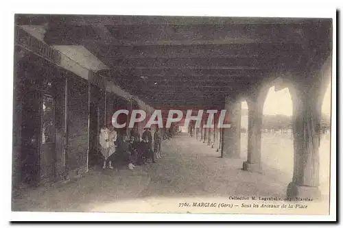 Marciac Cartes postales Sous les arceaux de la place (Librairie animee)