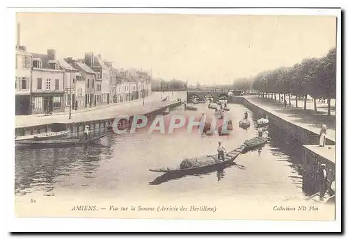 Amiens Ansichtskarte AK Vue sur la Somme (arrivee des Hortillons) (animee barques et pecheurs)