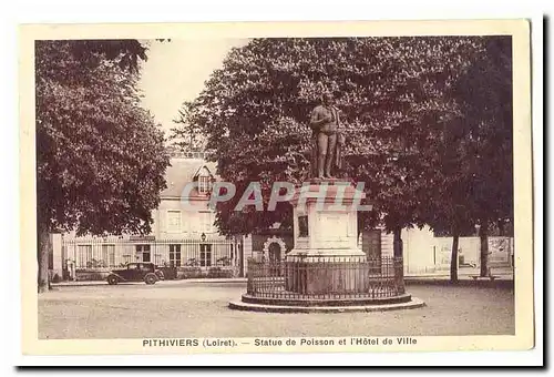 Pithiviers Ansichtskarte AK Statue de Poisson et l&#39hotel de ville