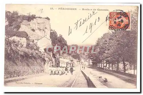 Perigueux Ansichtskarte AK Rocher de Cancale (tres animee militaires)