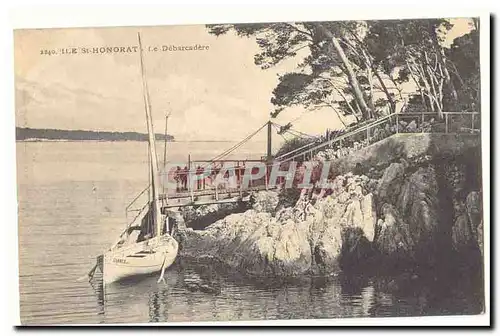 Ile St Honorat Cartes postales Le debarcadere (barque)