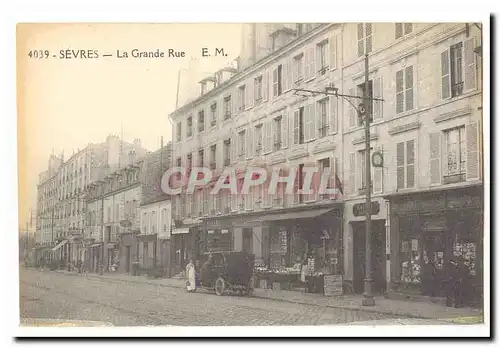 Sevres Cartes postales La grande rue (animee)