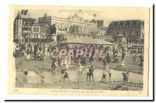 Trouville Ansichtskarte AK La plage et le casino (tres animee)