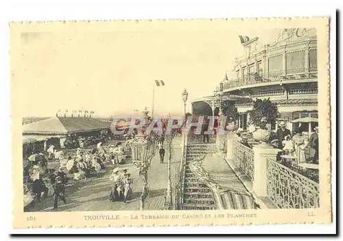 Trouville Cartes postales La terrasse du casino et les planches