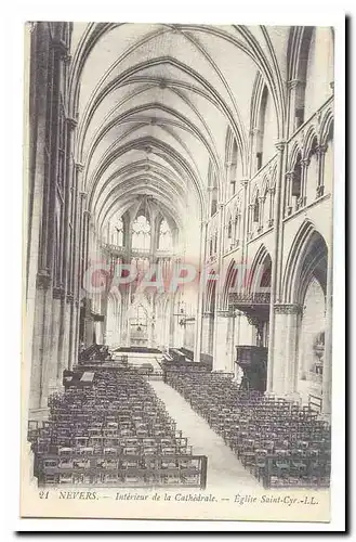 Nevers Ansichtskarte AK Interieur de la cathedrale Eglise Saint Cyr