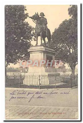 Montereau Cartes postales Statue de Napoleon 1er