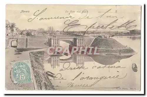 Nevers Cartes postales Le pont mal place (navigation)