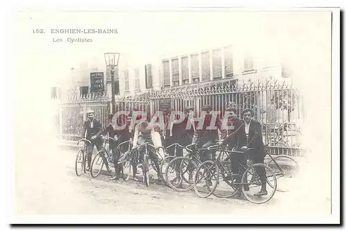 Enghien les bains Ansichtskarte AK Les cyclistes (reproduction) VElo