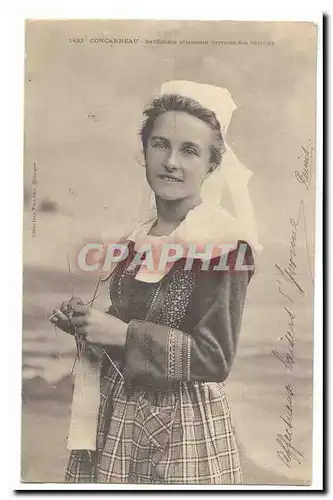 Concarneau Cartes postales Sardiniere attendant l'arrivee des bateaux