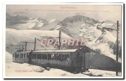 Les sports d�hiver a Luchon Cartes postales Plateau de Superbagneres (1800m) Arrivee du funiculaire Cecire (2400