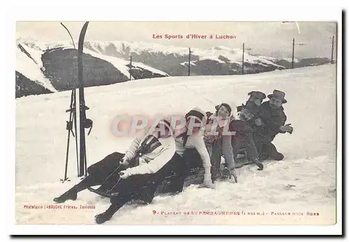 Les sports d�hiver a Luchon Cartes postales Plateau de Superbagneres (1800m) Passage d&#39un bobb TOP