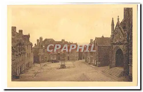 Locronan Cartes postales La place le vieux puits maisons des 16eme et 17eme siecles l&#39hotel Saint Romain et l