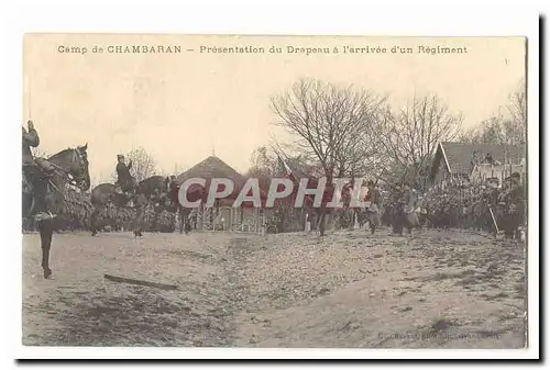 Ansichtskarte AK Camp de Chambaran Presentation du Drapeau a l&#39arrivee d&#39un regiment