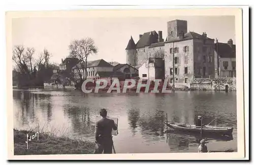 Nemours Cartes postales moderne Les rives du Loing et le chateau