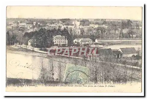 Liguge Ansichtskarte AK Le Bourg et l&#39abbaye Saint Martin (vue prise du coteau St FElix)