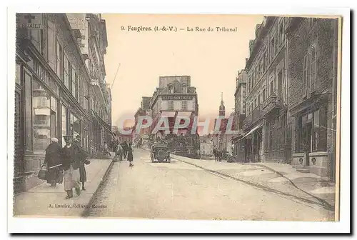 Fougeres Cartes postales La rue du tribunal (cafe Loitiers)