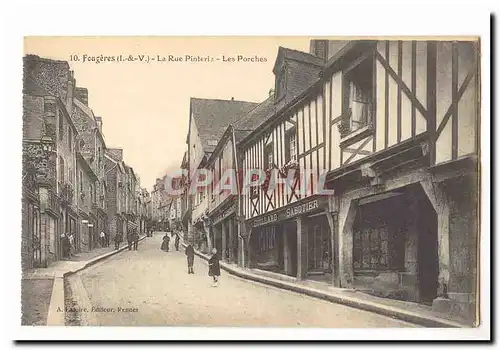 Fougeres Cartes postales La rue Pinterie Les porches (Guillard Sabotier)