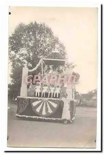 Ansichtskarte AK Carte photo Char (jeunes filles enfants) (non localise)