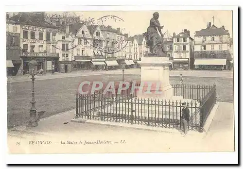 Beauvais Cartes postales La statue de Jeanne Hachette