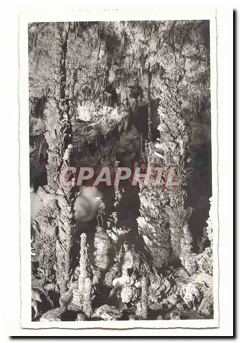 Aven d�Orgnac Cartes postales Stalagmites geantes (h 17m)