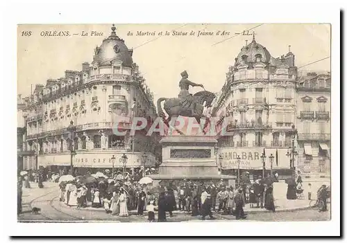 ORleans Cartes postales La place du MArtroi et la statue de Jeanne d&#39Arc (animee)