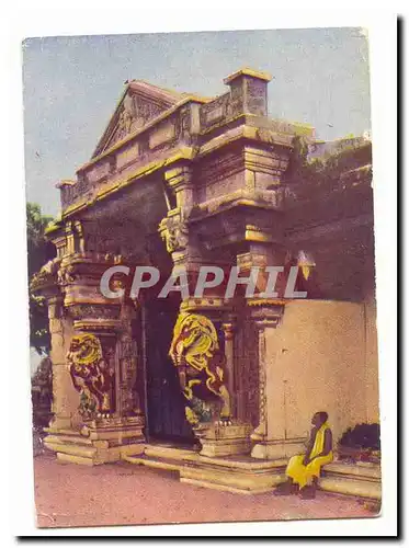 Inde Travancore Temple Gateway at CApe Comorin