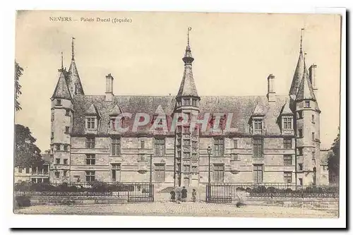 Nevers Cartes postales Le palais ducal (facade)