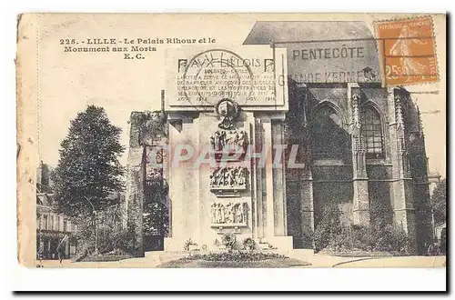 Lille Cartes postales Le palais Rihour et le monument aux morts