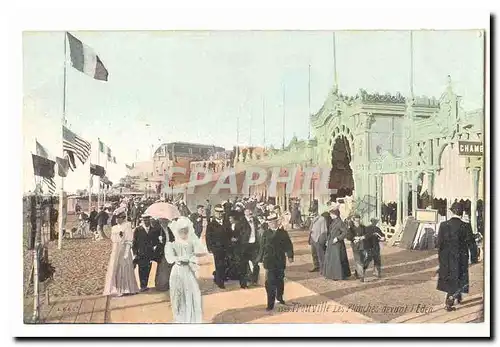 Trouville Cartes postales Les planches devant l&#39Eden