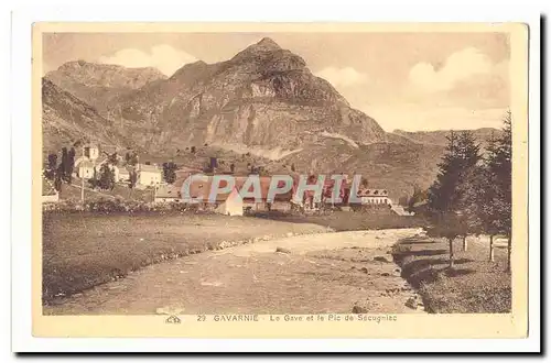 Gavarnie Cartes postales Le Gave et le pic de SEcugniac