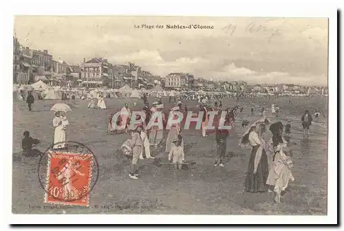 Les Sables d�Olonne Cartes postales La plage (tres animee)