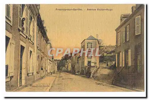 Fresnay sur Sarthe Ansichtskarte AK Avenue Victor Hugo (carte toilee)