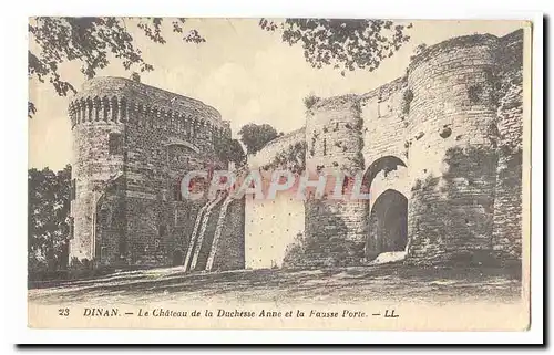 Dinan Cartes postales Le chateau de la Duchesse Anne et la fausse porte