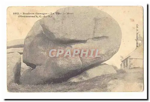 Rochers etranges Cartes postales tete de mort a Ploumanach