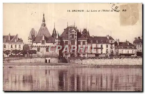 Saumur Cartes postales La Loire et l&#39hotel de ville