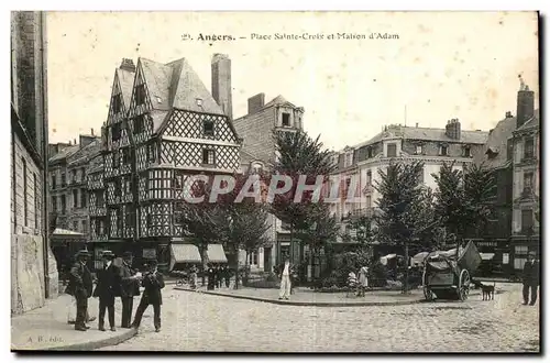 Angers Ansichtskarte AK Place Sainte Croix et Maison d&#39Adam