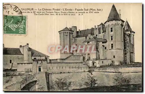 Saumur Cartes postales Chateau feodal Entree Facade Sud