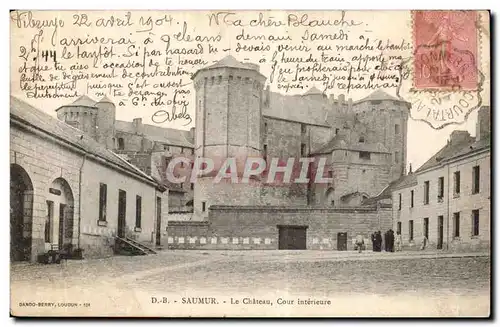 Saumur Cartes postales Le chateau Cour interieure