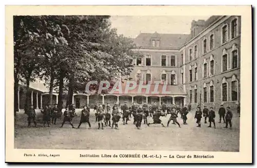 Cartes postales Institution libre de Combree La cour de recreation